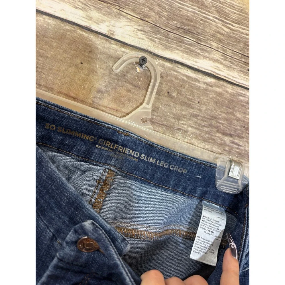 Chico's‎ So Slimming Girlfriend Slim Leg Crop Jeans Dark Wash Size 0 US 4